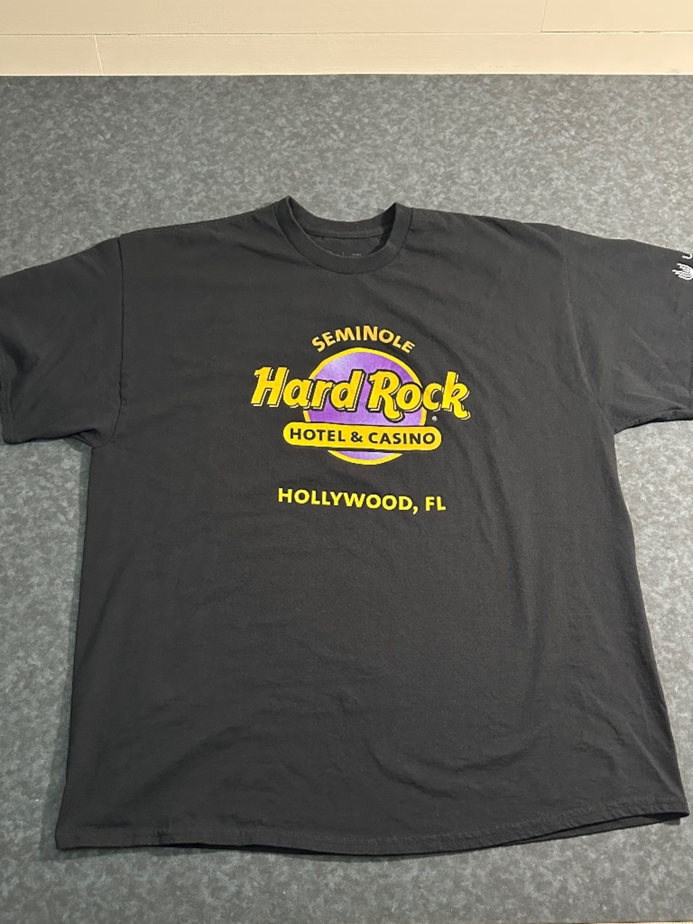 Hard Rock Hotel & Casino Seminole Hollywood FL Black Graphic T Shirt Size 2XL